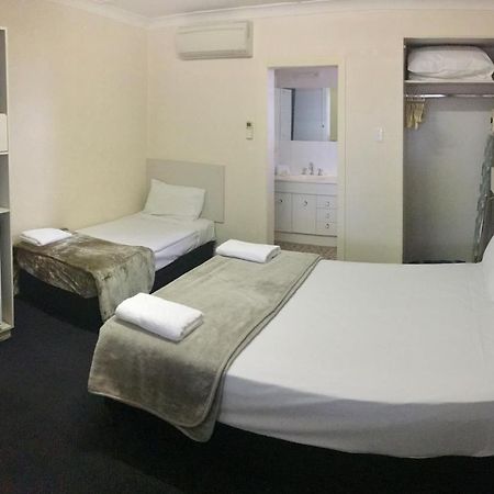 Balonne River Motor Inn Saint George Ngoại thất bức ảnh