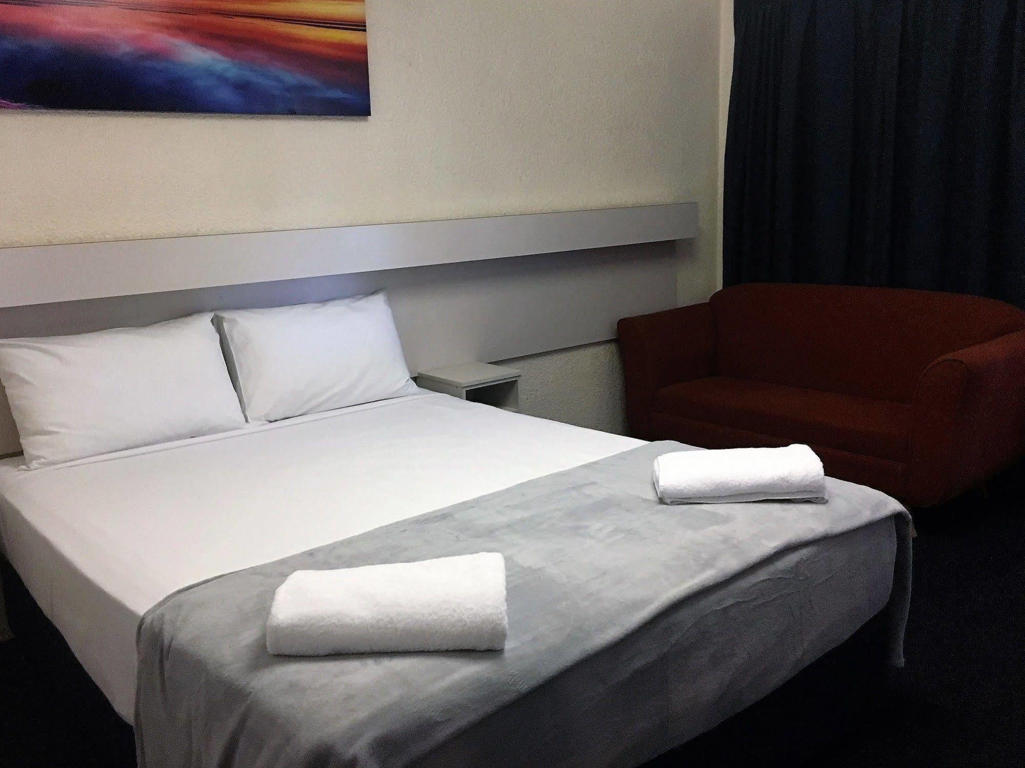 Balonne River Motor Inn Saint George Ngoại thất bức ảnh