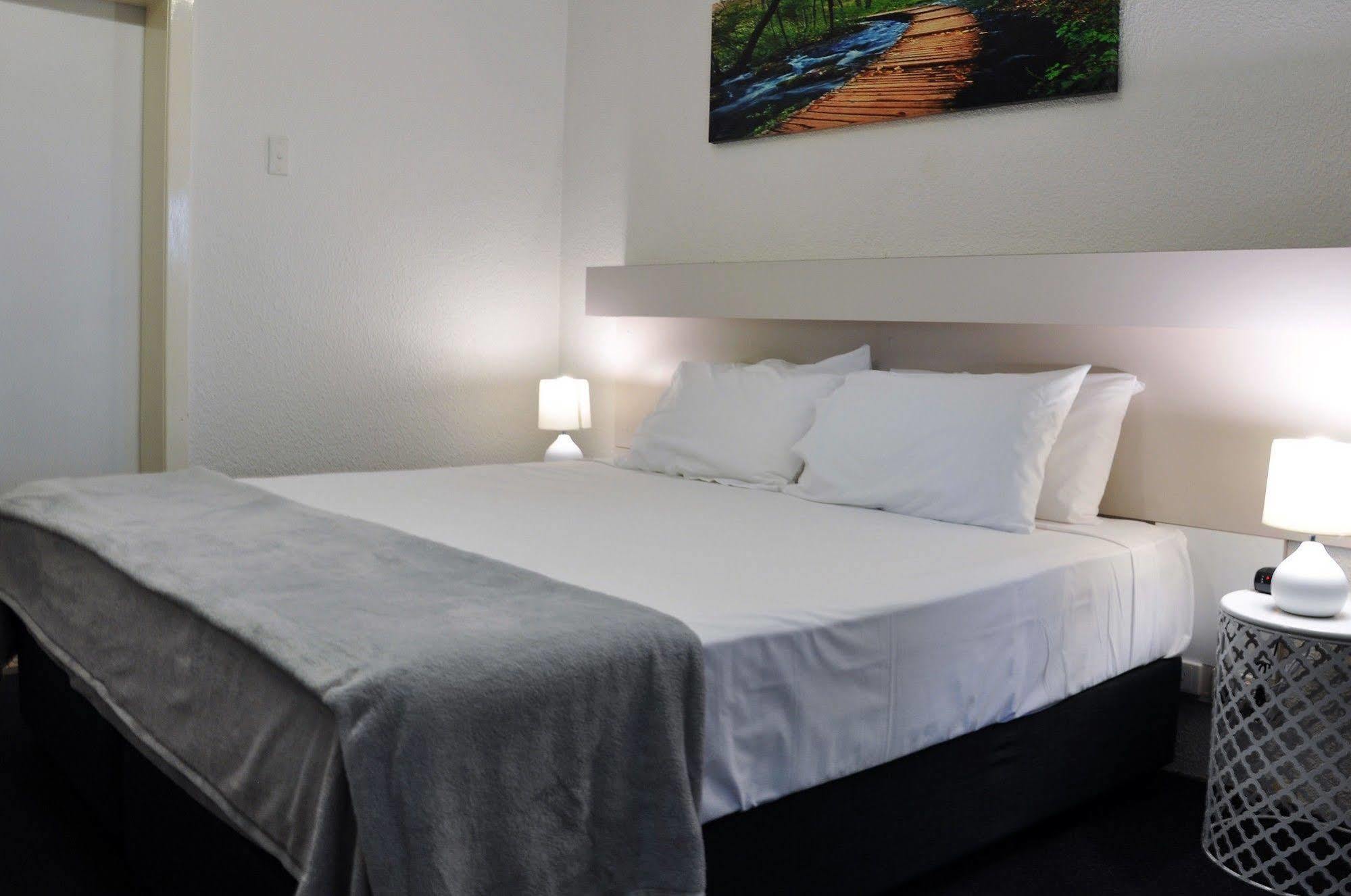 Balonne River Motor Inn Saint George Ngoại thất bức ảnh